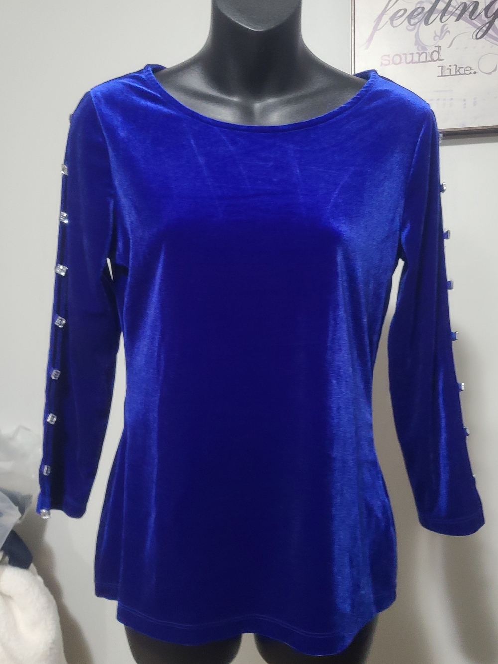 Women's Cobalt Velvet Long Sleeve Top with Sleeve Button Trim